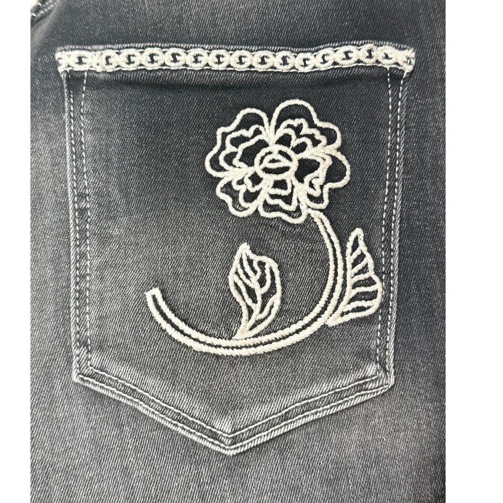 Driftwood Barbara Ravishing Rosettes Wide Leg Barrel Jeans, Size 27 - Picture 8 of 11
